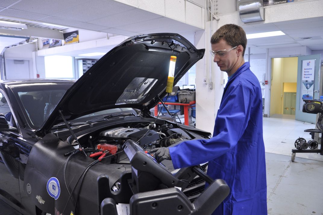 College of the North Atlantic  Program Automotive Service Technician