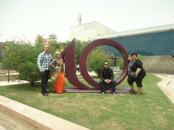 Trip of a lifetime sends alumni to Qatar