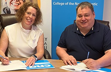 Academy Canada, CNA sign articulation agreement